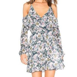 ❤️NWT BCBGeneration floral cold shoulder dress